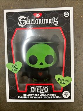 Skelanimals Diego Glow-in-the-Dark Vinyl figure